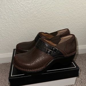 Brand new Womens shoes
